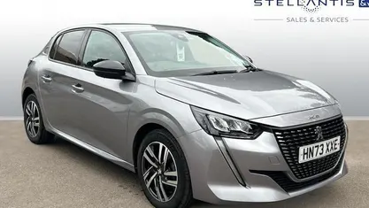 Used Peugeot 208 Allure+ 102 HP (75 kW) 2023 Hatchback