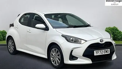 Used 2025 Toyota Yaris Hybrid Hatchback | £17,299 (Super price)