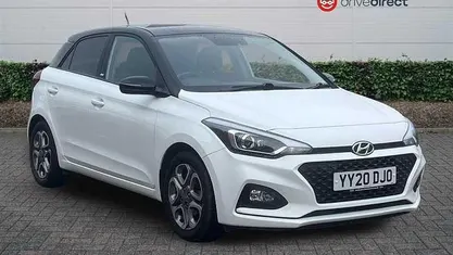 Used Hyundai i20 84 HP (61 kW) 2020 White Hatchback