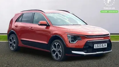 Gebraucht Kia Niro 141 PS (103 kW) 2023 Orange SUV