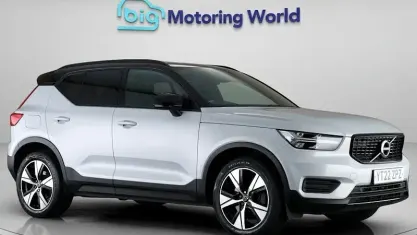 Used Volvo XC40 Plus 211 HP (155 kW) 2021 Silver SUV