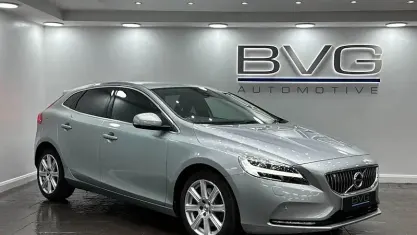 Używany Volvo V40 Inscription 150 KM (110 kW) 2019 Hatchback