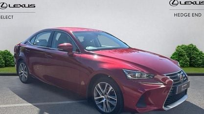 Używany Lexus IS300h 223 KM (164 kW) 2017 Czerwony Sedan/Limuzyna