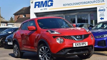 Begagnad Nissan Juke Tekna 113 HK (83 kW) 2019 Röd SUV