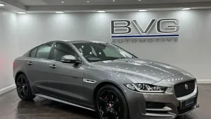 Used Jaguar XE R-Sport 179 HP (131 kW) 2019 Sedan
