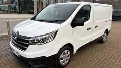 White Used 2023 Renault Trafic MPV | £17,990 (Fair price)