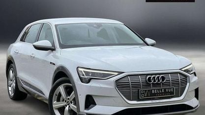 Używany Audi e-tron 230 kW (313 KM) 2022 SUV