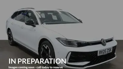 Used VW Passat R-line 204 HP (150 kW) 2025 Estate
