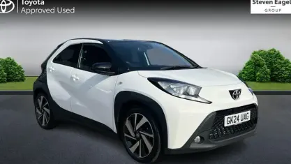 Used Toyota Aygo X 72 HP (52 kW) 2024 White SUV
