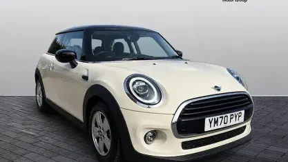 Used Mini Cooper Classic 136 HP (100 kW) 2021 White Hatchback