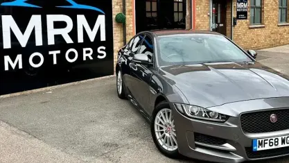Used Jaguar XE R-Sport 163 HP (119 kW) 2018 Grey Sedan