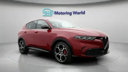 Used Alfa Romeo Tonale Sprint 160 HP (117 kW) 2024 Red SUV