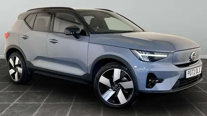 Used 2022 Volvo XC40 Plus SUV | £22,195 (Fair price)