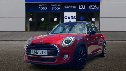 Used Mini Cooper Hatch 116 HP (85 kW) 2018 Red Hatchback