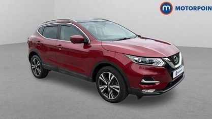 Używany Nissan Qashqai N-Connecta 116 KM (85 kW) 2019 Czerwony SUV