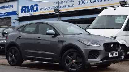 Used Jaguar E-Pace Chequered Flag 150 HP (110 kW) 2019 Grey SUV