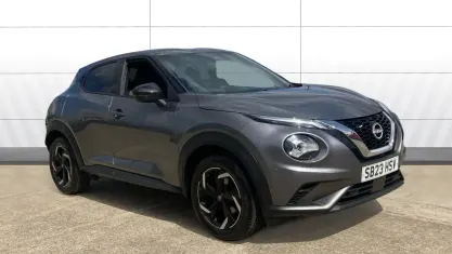 Used Nissan Juke N-Connecta 114 HP (83 kW) 2023 Grey SUV