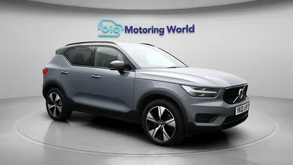 Used Volvo XC40 Plus 211 HP (155 kW) 2021 Grey SUV