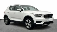 White Used 2022 Volvo XC40 Inscription SUV | £23,500 (Good price)