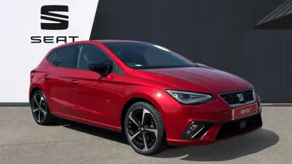 Used Seat Ibiza FR Sport 110 HP (80 kW) 2023 Red Hatchback