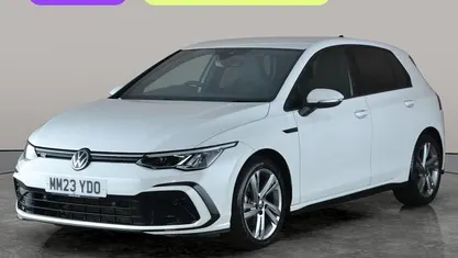 Used VW Golf VIII R-line 150 HP (110 kW) 2023 White Hatchback