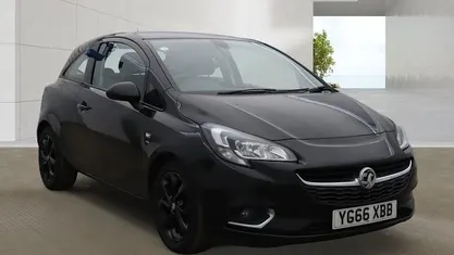 Begagnad Vauxhall Corsa SRi 90 HK (66 kW) 2017 Halvkombi