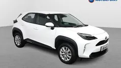 Used 2024 Toyota Yaris Hybrid Estate | £20,249 (Good price)