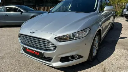 Usado Ford Mondeo Titanium 150 HP (110 kW) 2017 Citadino