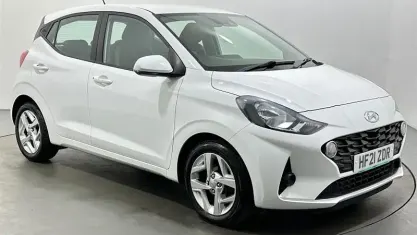 Used Hyundai i10 SE 67 HP (49 kW) 2023 Hatchback