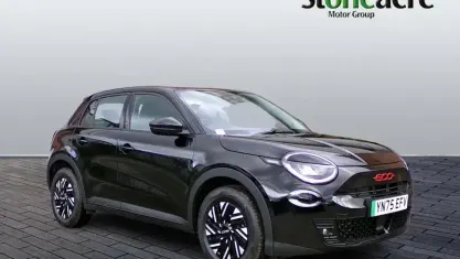 New Fiat 600E Red 114 kW (156 HP) 2025 Black SUV