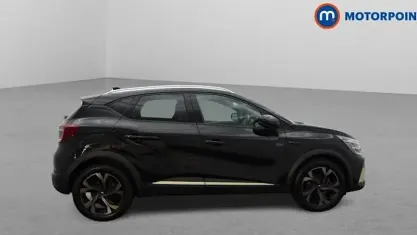 Used Renault Captur Engineered 160 HP (117 kW) 2023 Black SUV