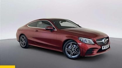 Używany Mercedes C220 AMG Line Premium 194 KM (142 kW) 2020 Czerwony Coupe
