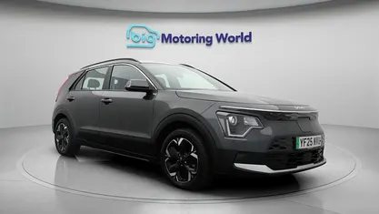 Used Kia Niro 150 kW (204 HP) 2025 SUV