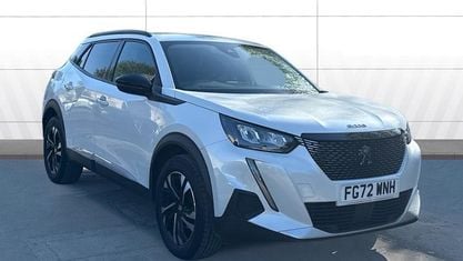 Używany Peugeot 2008 Allure+ 101 KM (74 kW) 2022 Biały SUV