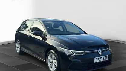 Used VW Golf VIII Life 150 HP (110 kW) 2024 Hatchback