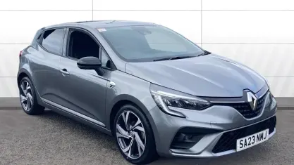 Usado Renault Clio V RS Line 90 HP (66 kW) 2023 Cinzento Citadino