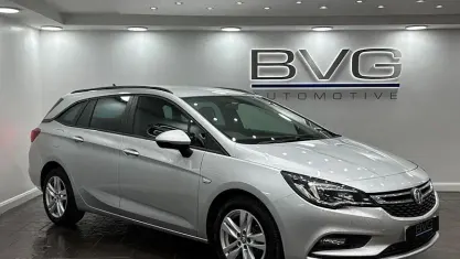Used Vauxhall Astra S 110 HP (80 kW) 2018 Silver Estate