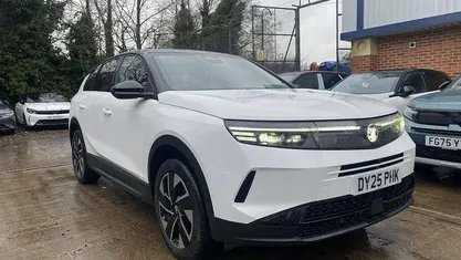Used Vauxhall Grandland X Ultimate 136 HP (100 kW) 2025 SUV