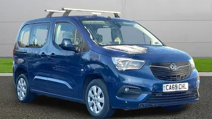 Used 2020 Vauxhall Combo Estate | £10,995 (Fair price)