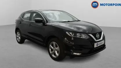 Used Nissan Qashqai Acenta Premium 160 HP (117 kW) 2020 Black SUV