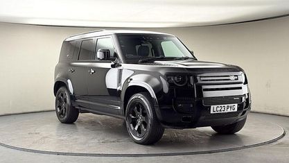 Używany Land Rover Defender SE Dynamic 249 KM (183 kW) 2025 SUV