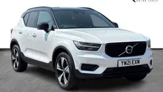 Crystal white Used 2021 Volvo XC40 R-Design SUV | £23,995 (Fair price)