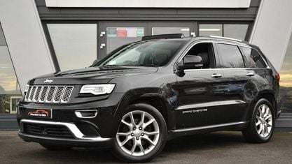 Usado Jeep Grand Cherokee Summit 250 CV (183 kW) 2016 Negro SUV