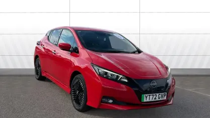 Used Nissan Leaf N-Connecta 110 kW (150 HP) 2022 Red Hatchback