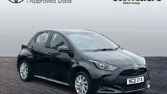 Black Used 2021 Toyota Yaris Hybrid Hatchback | £14,500 (Good price)