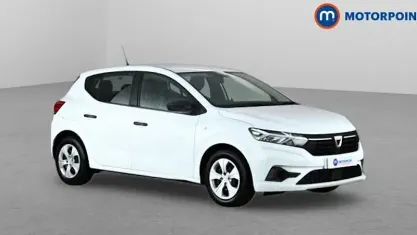 Used Dacia Sandero Essentiel 67 HP (49 kW) 2021 White Hatchback