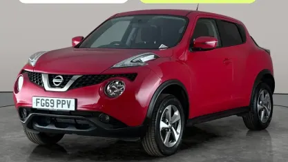 Used Nissan Juke Acenta 113 HP (83 kW) 2019 Red SUV