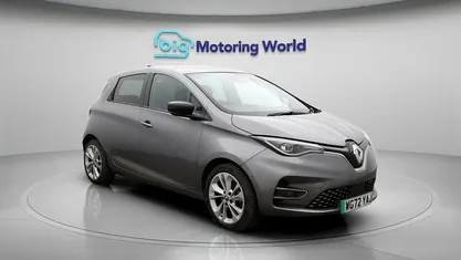 Used 2023 Renault Zoe Iconic Hatchback | £10,600 (Fair price)