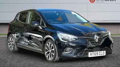 Used 2020 Renault Clio V Iconic Hatchback | £8,248 (Fair price)
