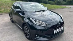 Black Used 2021 Toyota Yaris Hybrid Design Hatchback | £14,895 (Fair price)